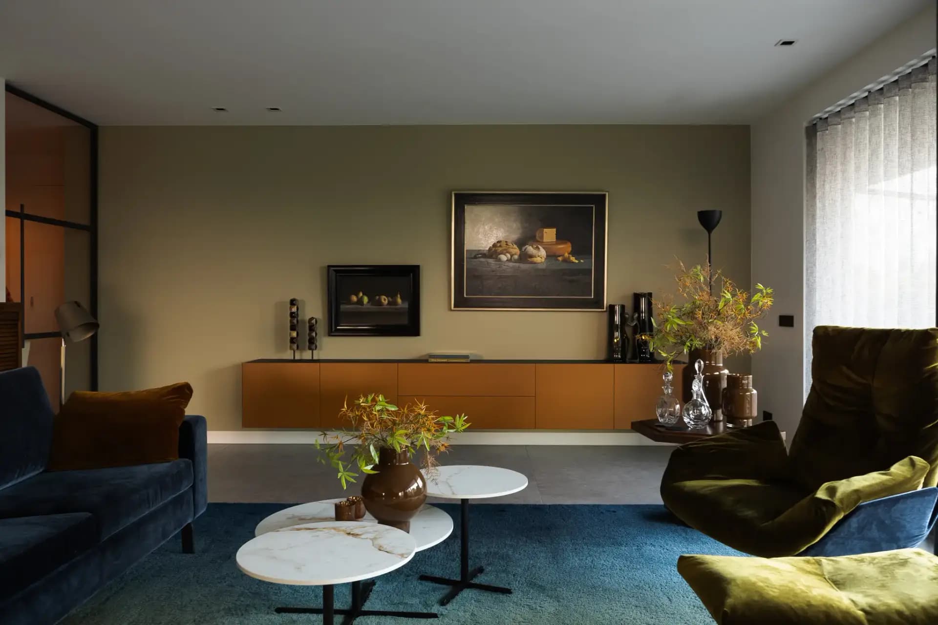 Zwevend dressoir in woonkamer