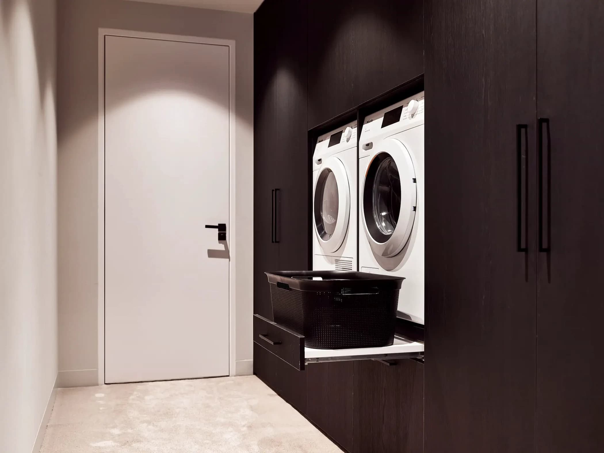 wasmachine kast in de bijkeuken